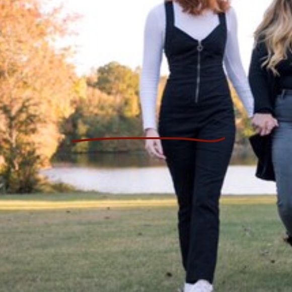 Urban Outfitters black  jumpsuit size small. In great condition! - Picture 1 of 13